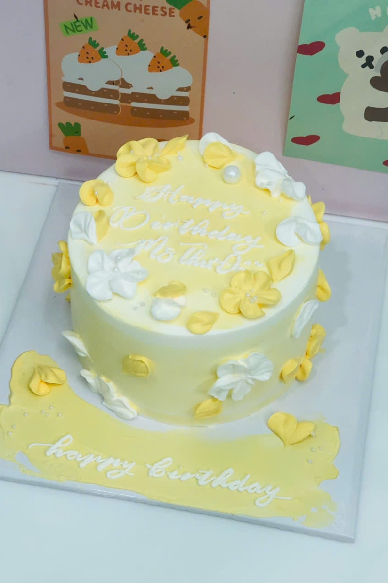 Mẫu bánh nữ mẫu tròn 5