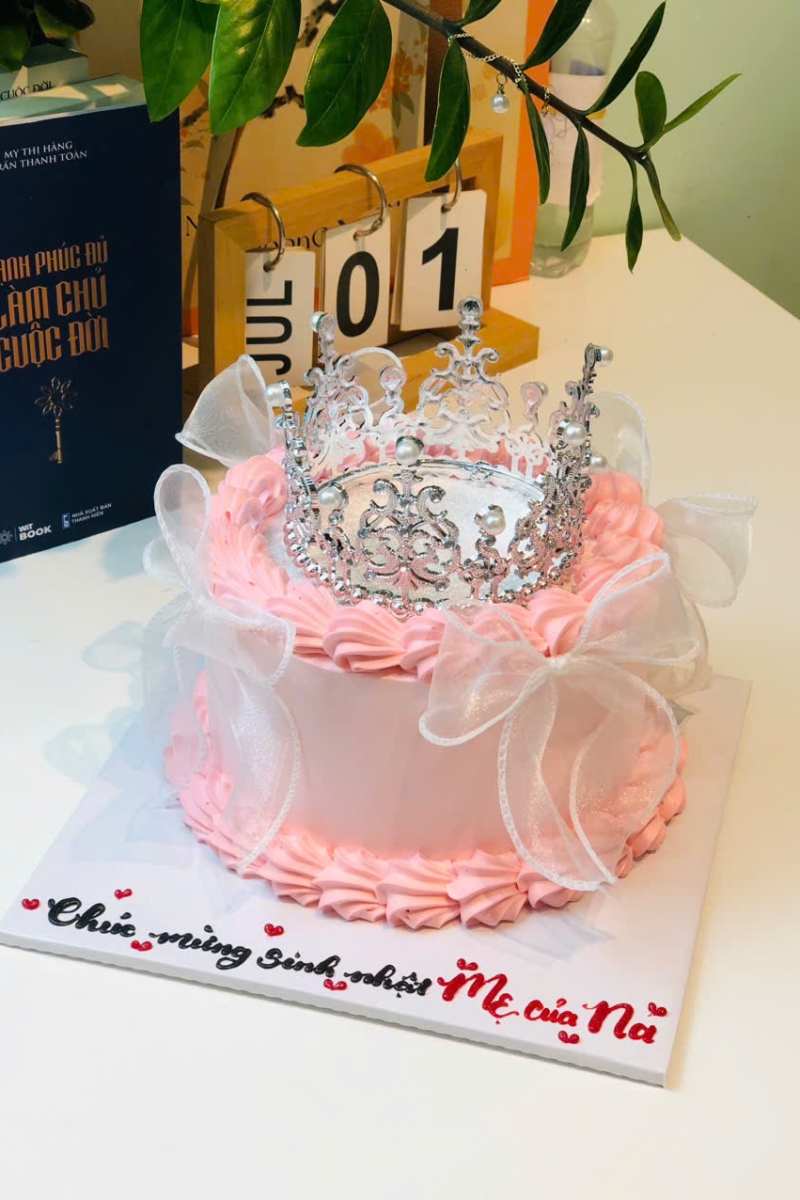 Mẫu vương miện 2