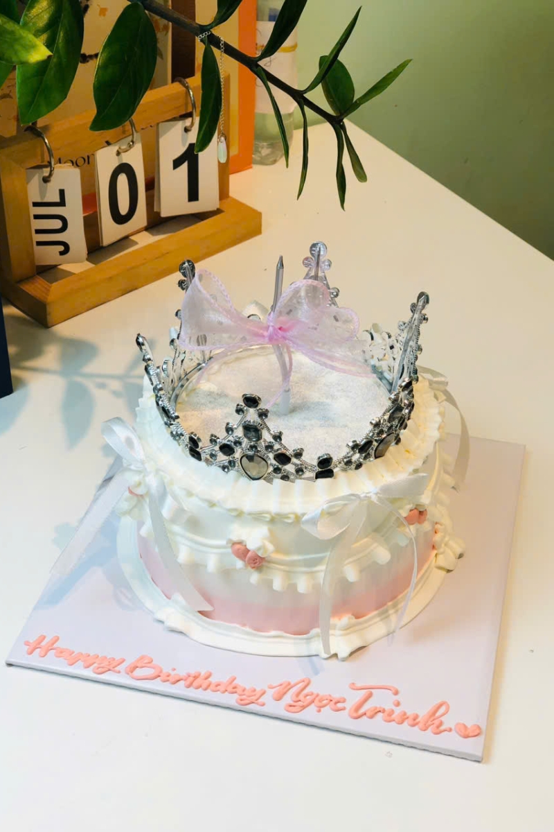 Mẫu vương miện lớn