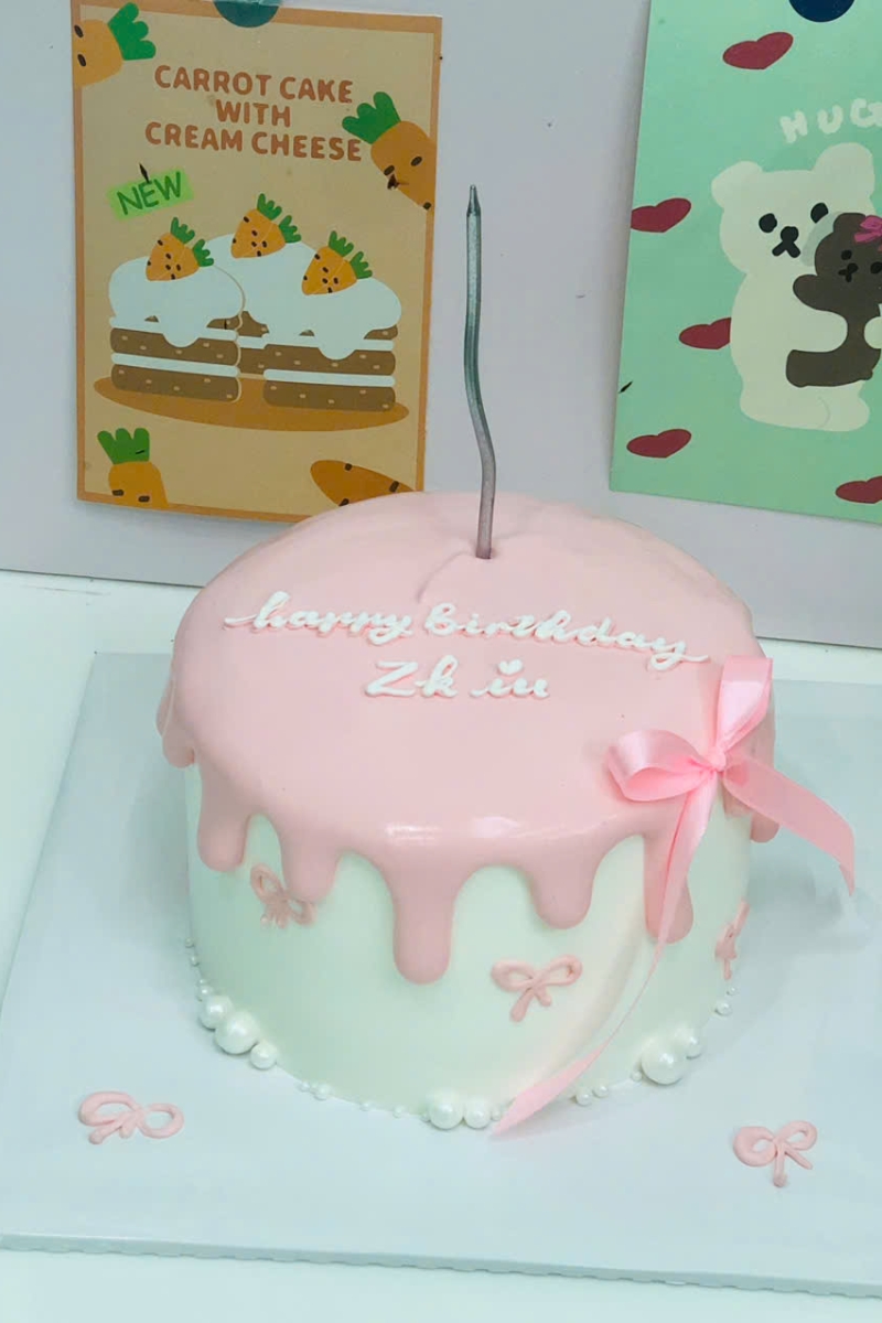 Bánh kem chảy mẫu 6