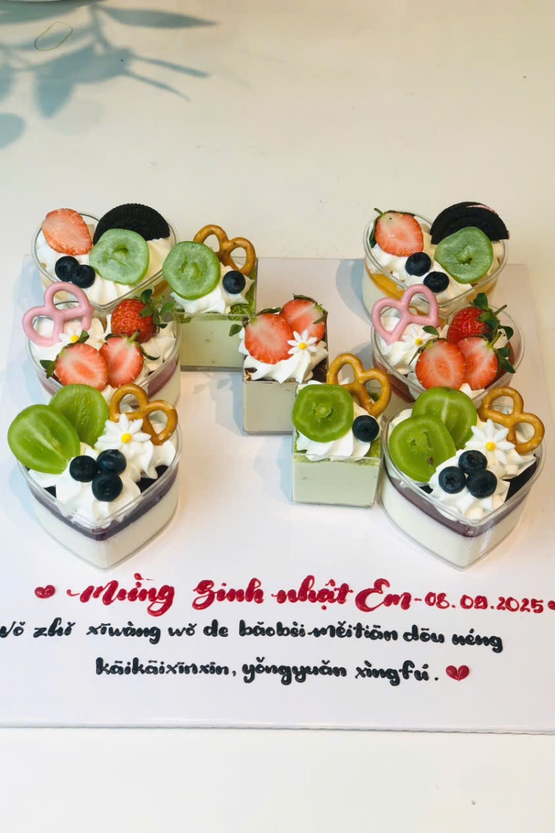 Set bánh 6 panacotta và 3 tiramisu