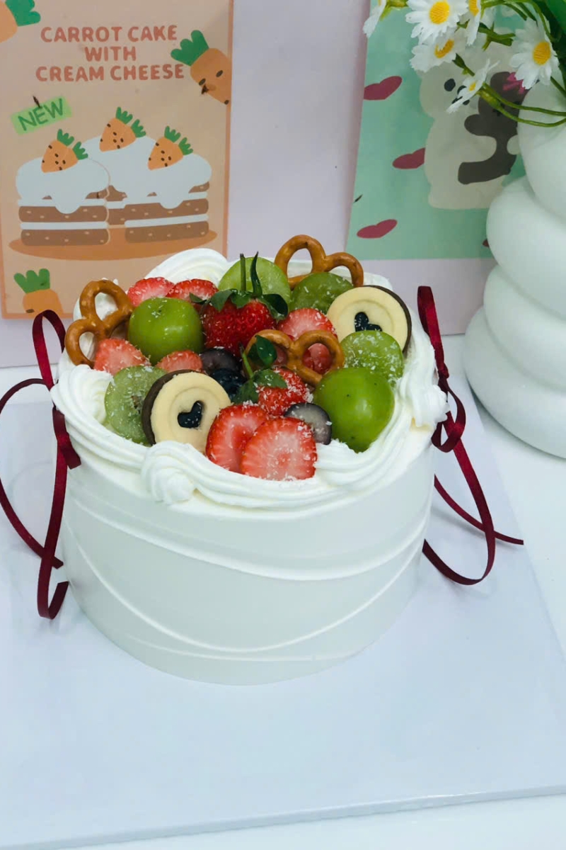 Mẫu bánh nữ mẫu tròn 10