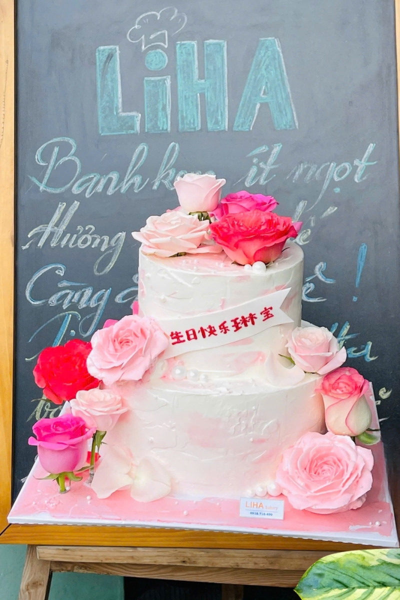 Bánh kem tầng mẫu 1