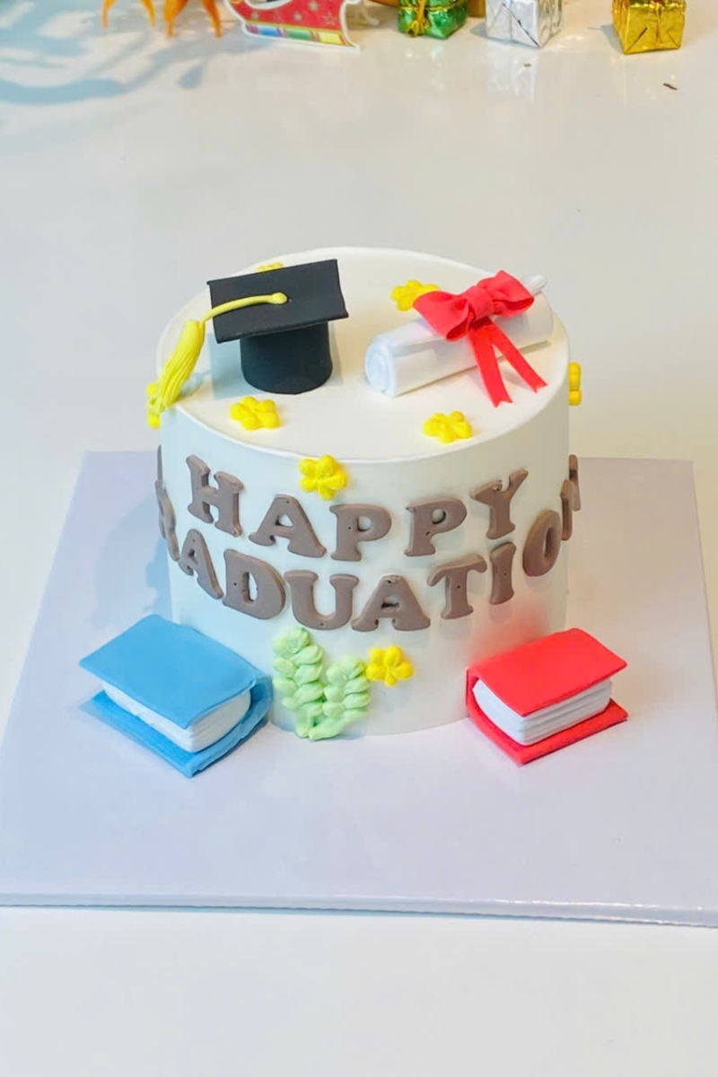 Bánh kem tốt nghiệp mẫu 1