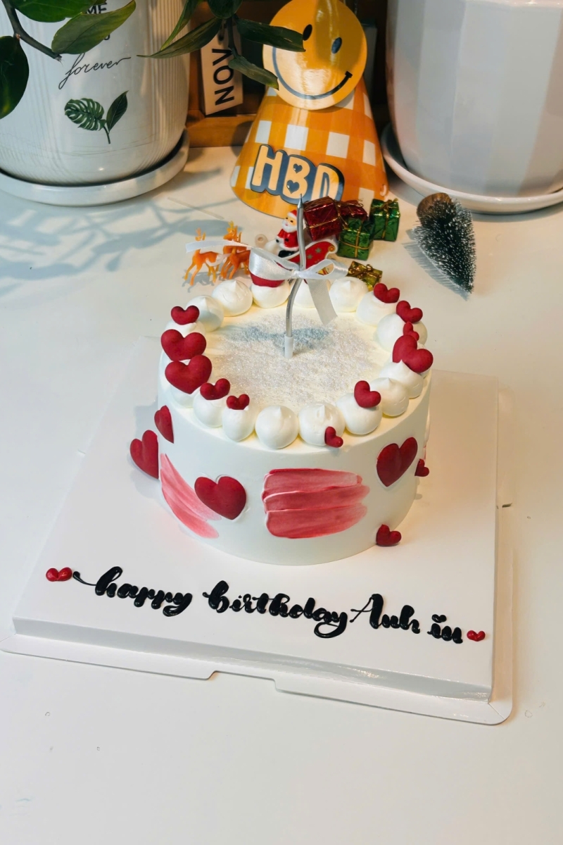 Bánh kem thổi kim tuyến mẫu tròn 3