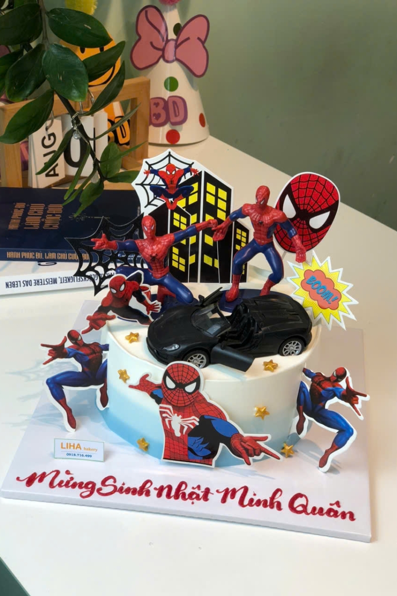 Bánh mẫu biệt đội siêu nhân