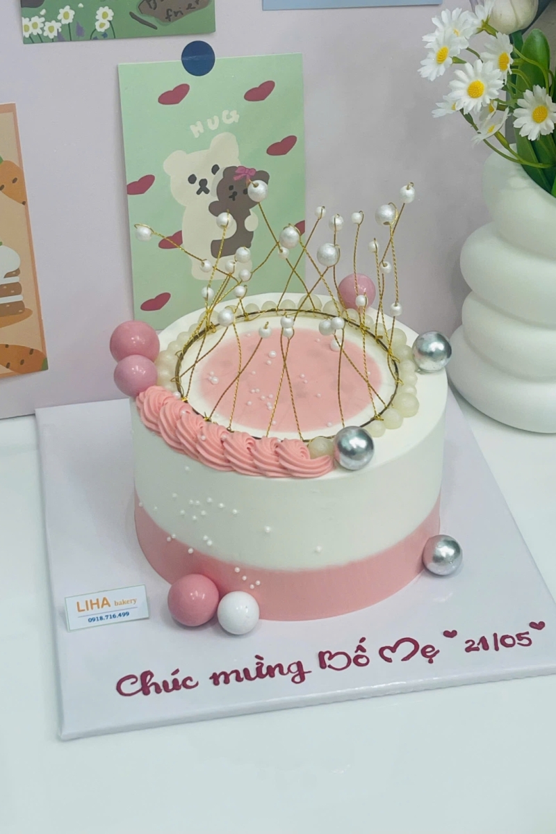 Mẫu vương miện 4