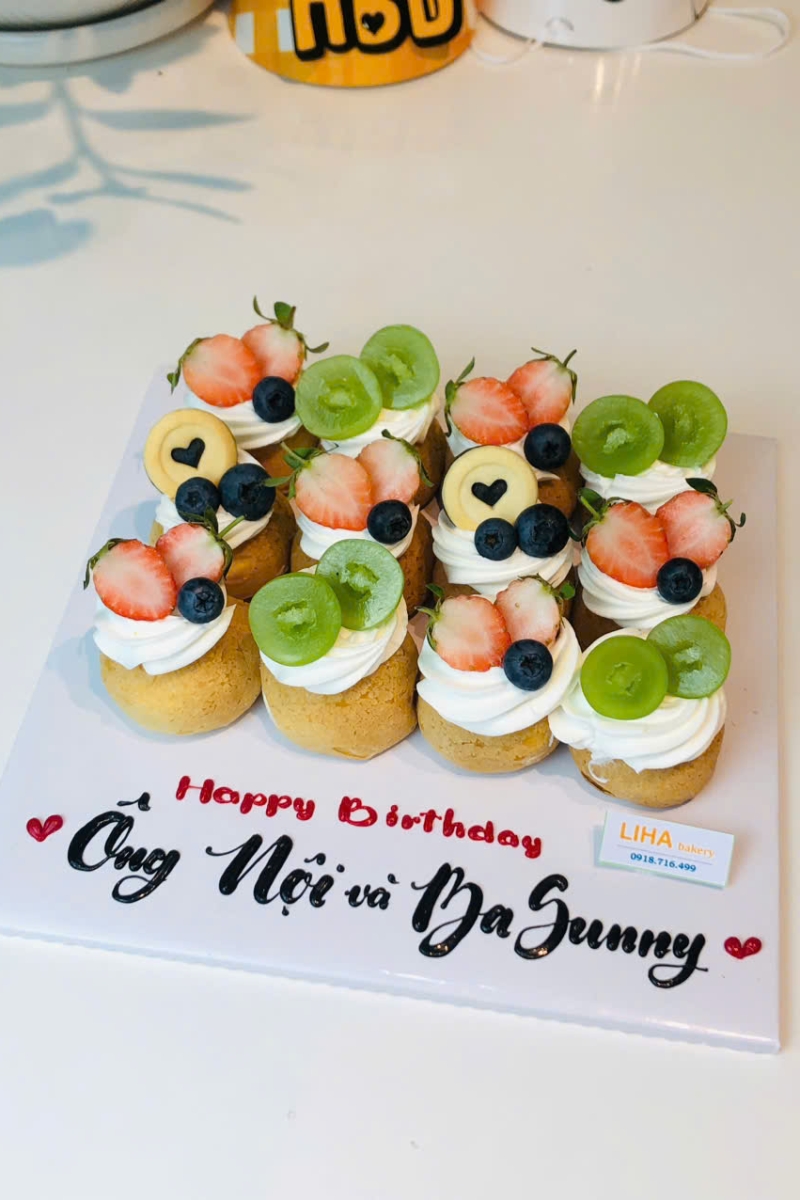 Set bánh su kem 12