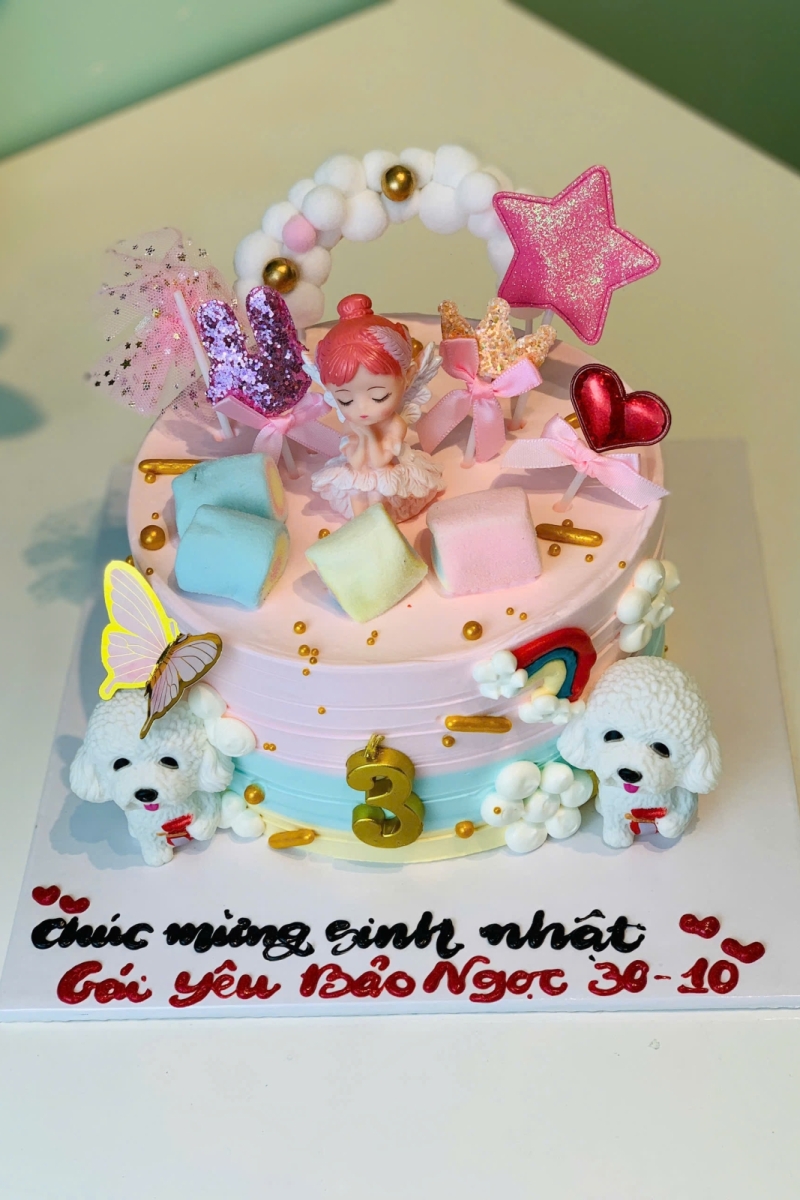 Bánh kem thiên thân và hai cún cute