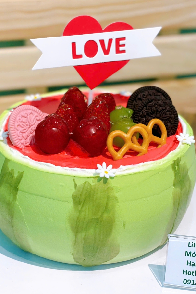 Bánh kem trái dưa hấu