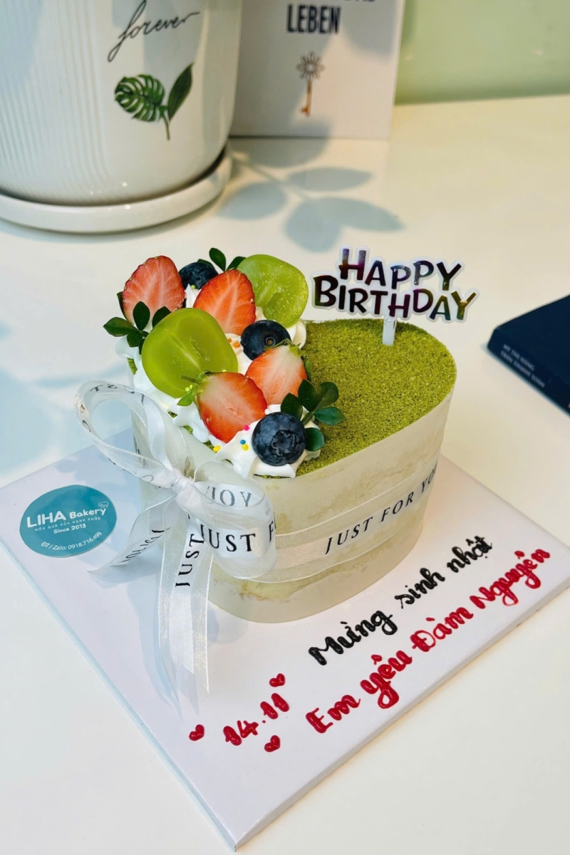 Bánh Tiramatcha trái tim mẫu 1