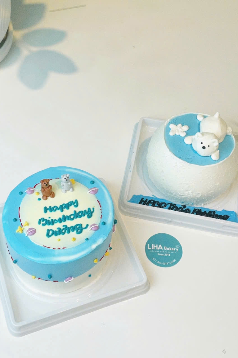 Bánh bento trang trí đơn giản trong hộp mica