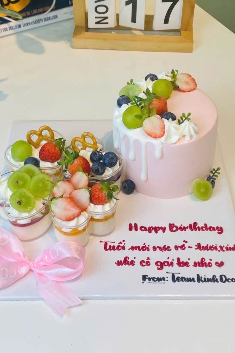 Set 4 panacotta và bánh kem 12