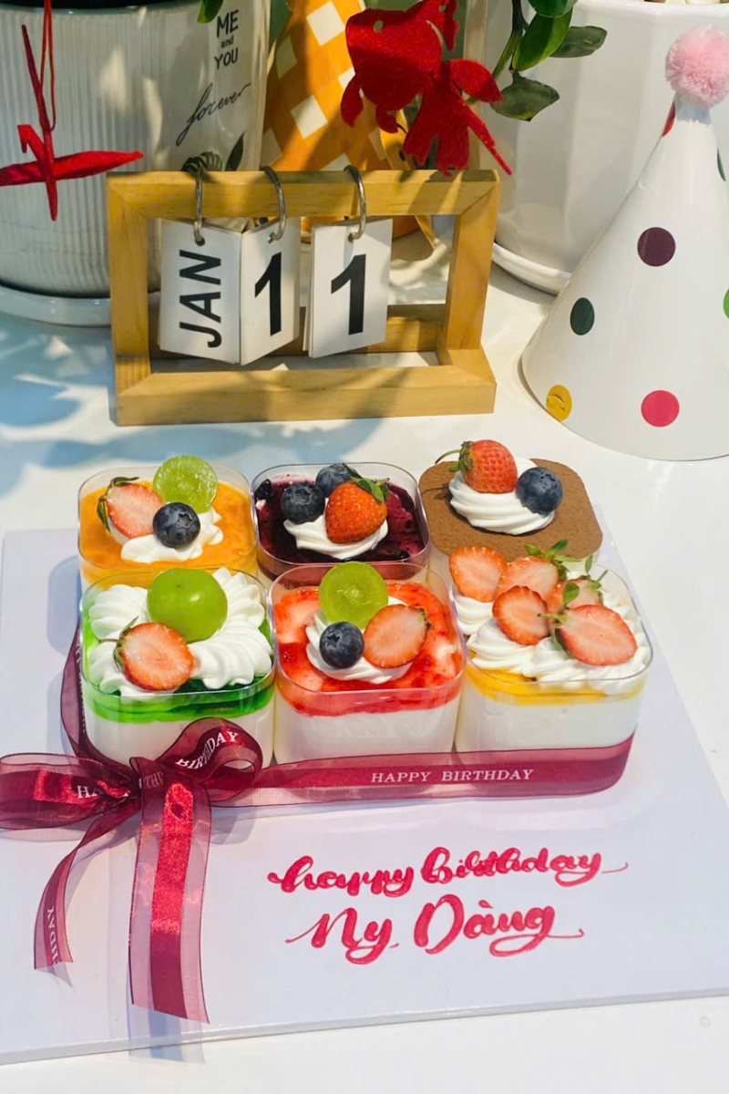 Set 6 cupcake vuông