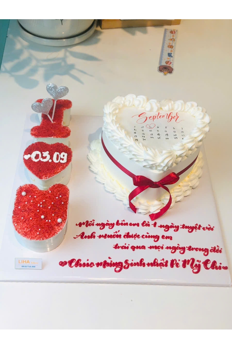 Bánh đốt trái tim 16 và cup cake ILU