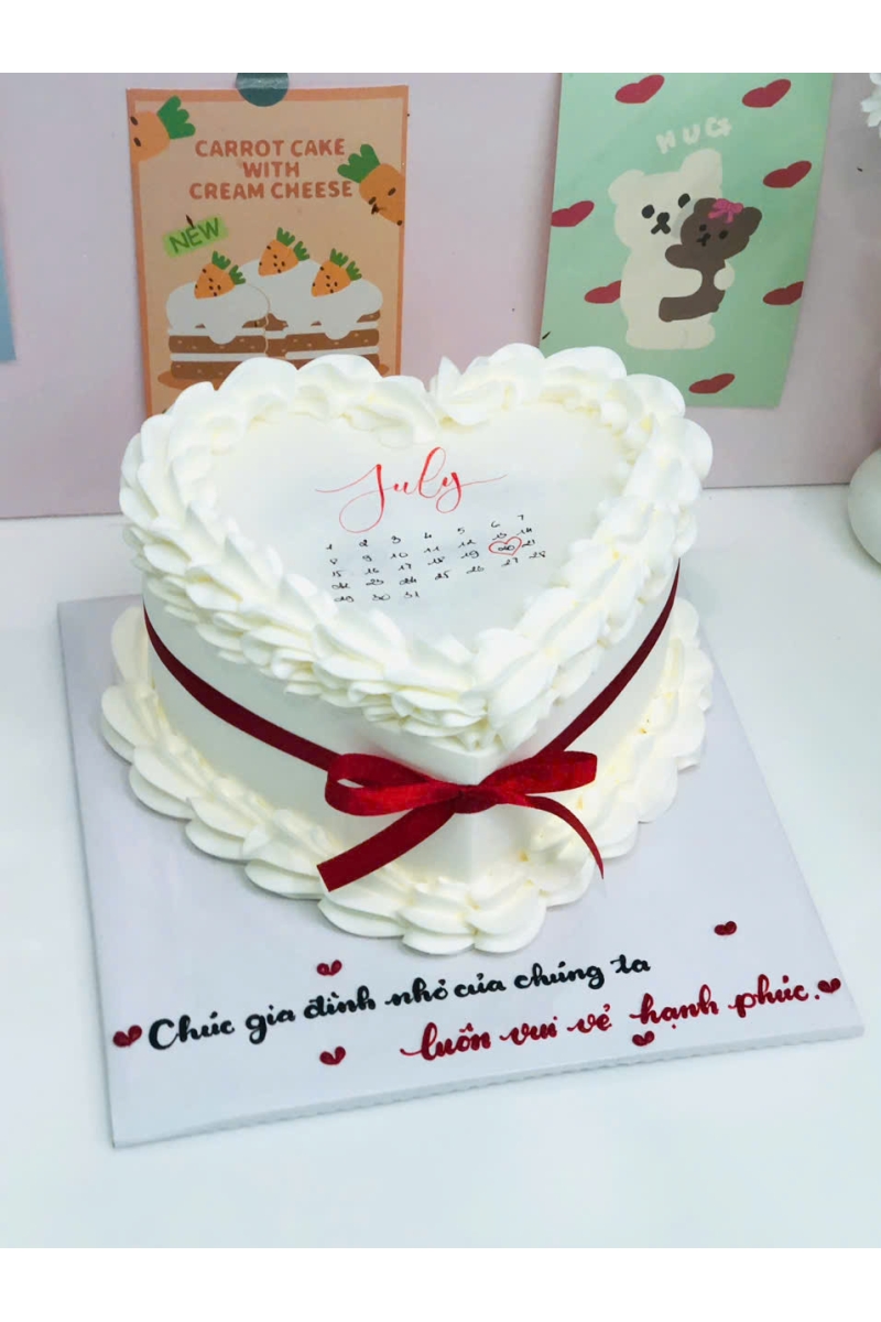 Bánh kem đốt trái tim mẫu 1