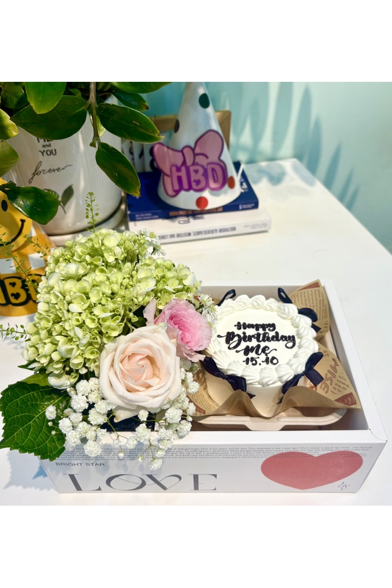 Sét bánh kem và cẩm tú cầu mix hoa (giá theo số lượng hoa)