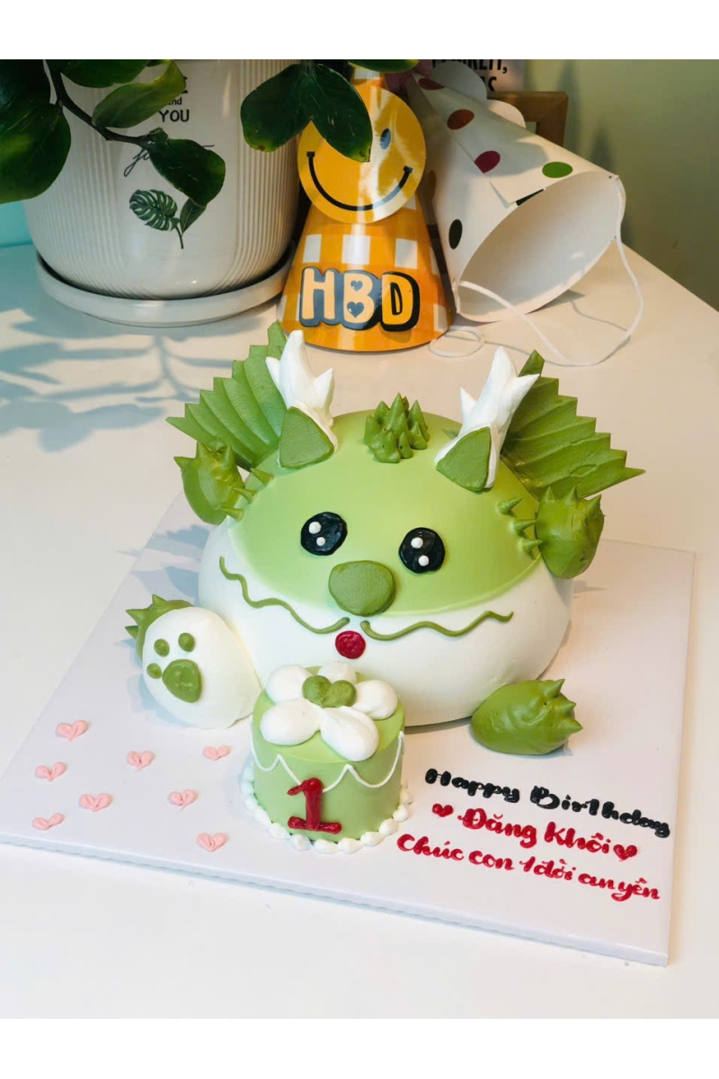 Bánh kem rồng cute