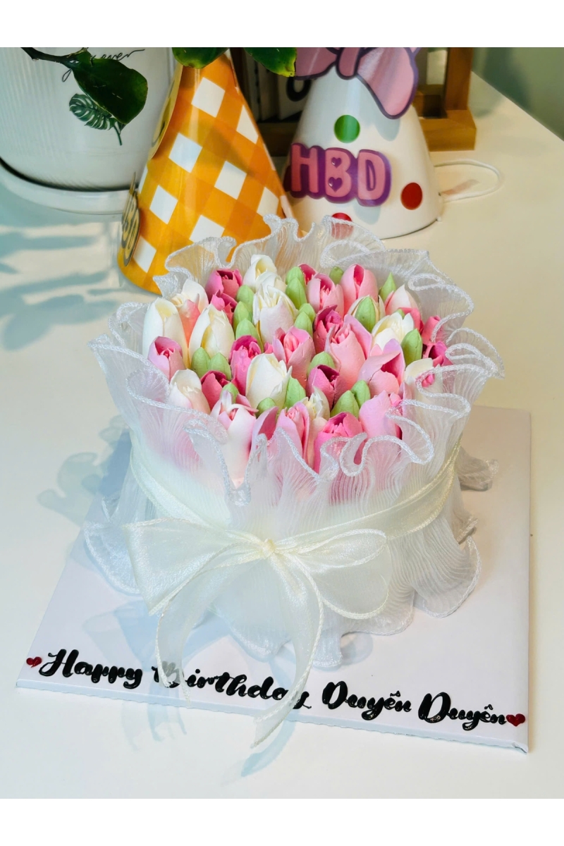 Mẫu bánh hoa tulip