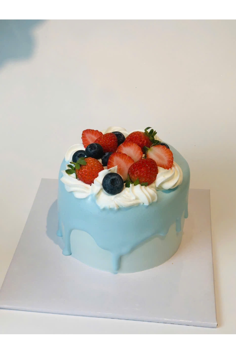 Mẫu bánh nữ mẫu tròn 10