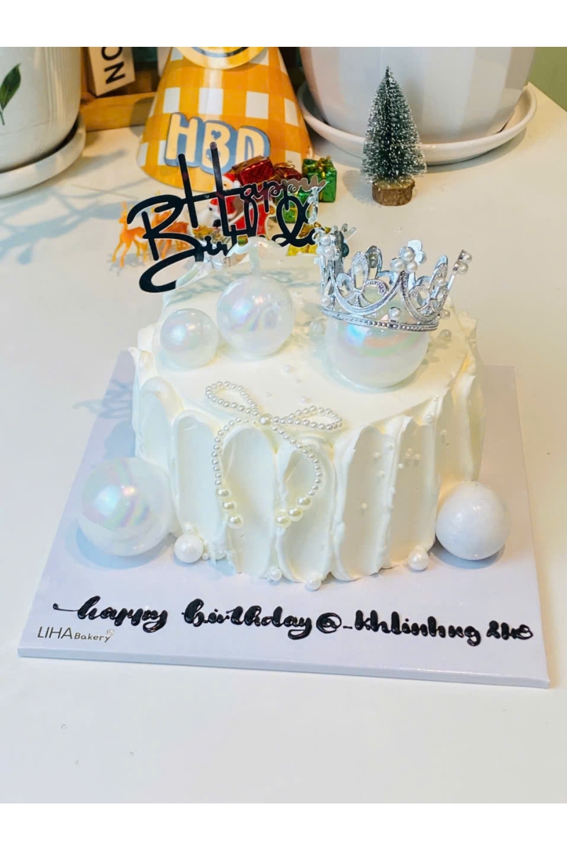 Mẫu vương miện 3