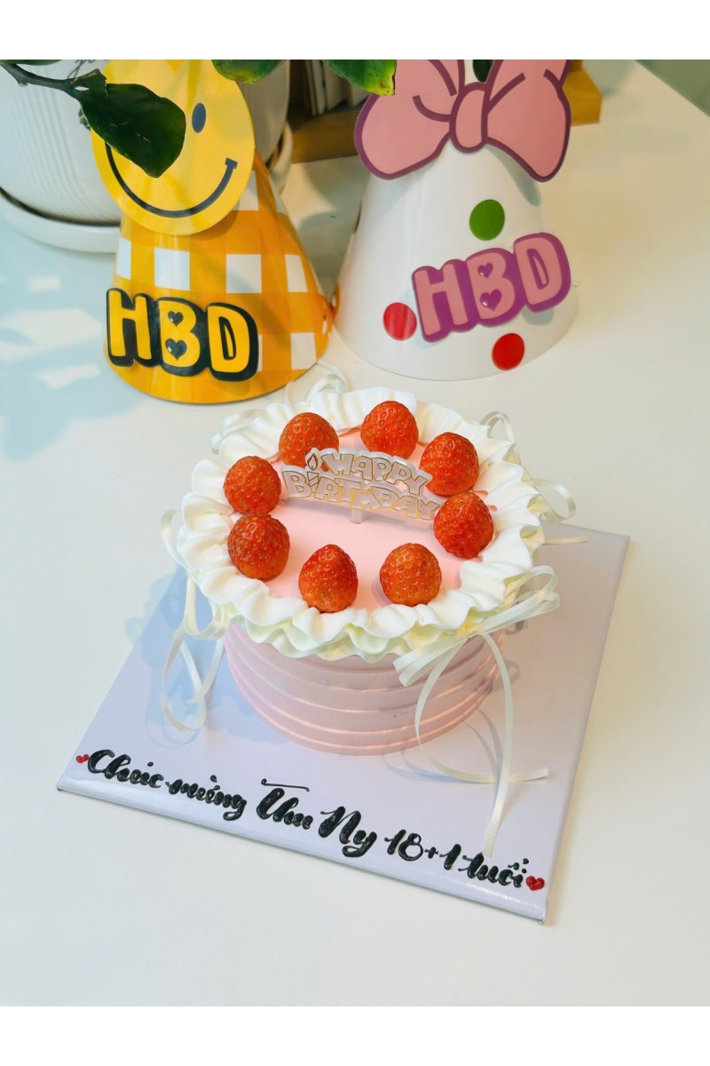 Mẫu bánh nữ mẫu tròn 6