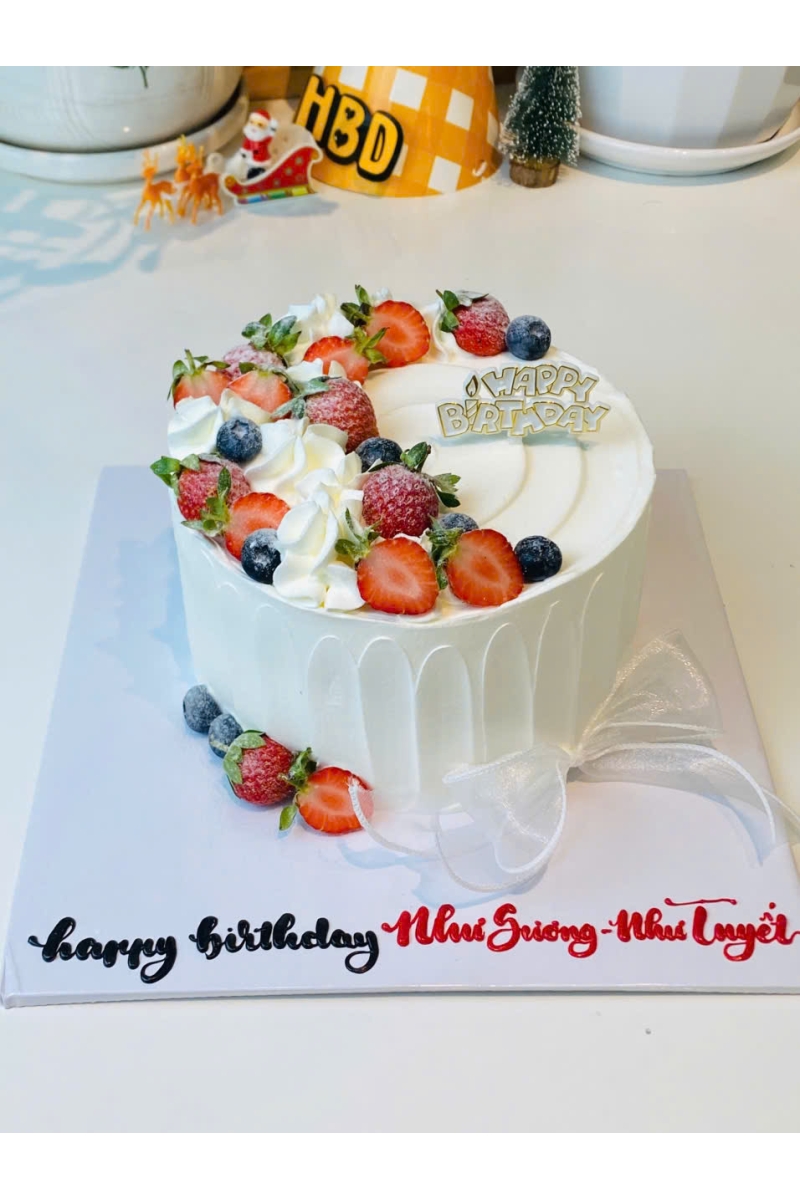 Bánh nữ mẫu tròn 14