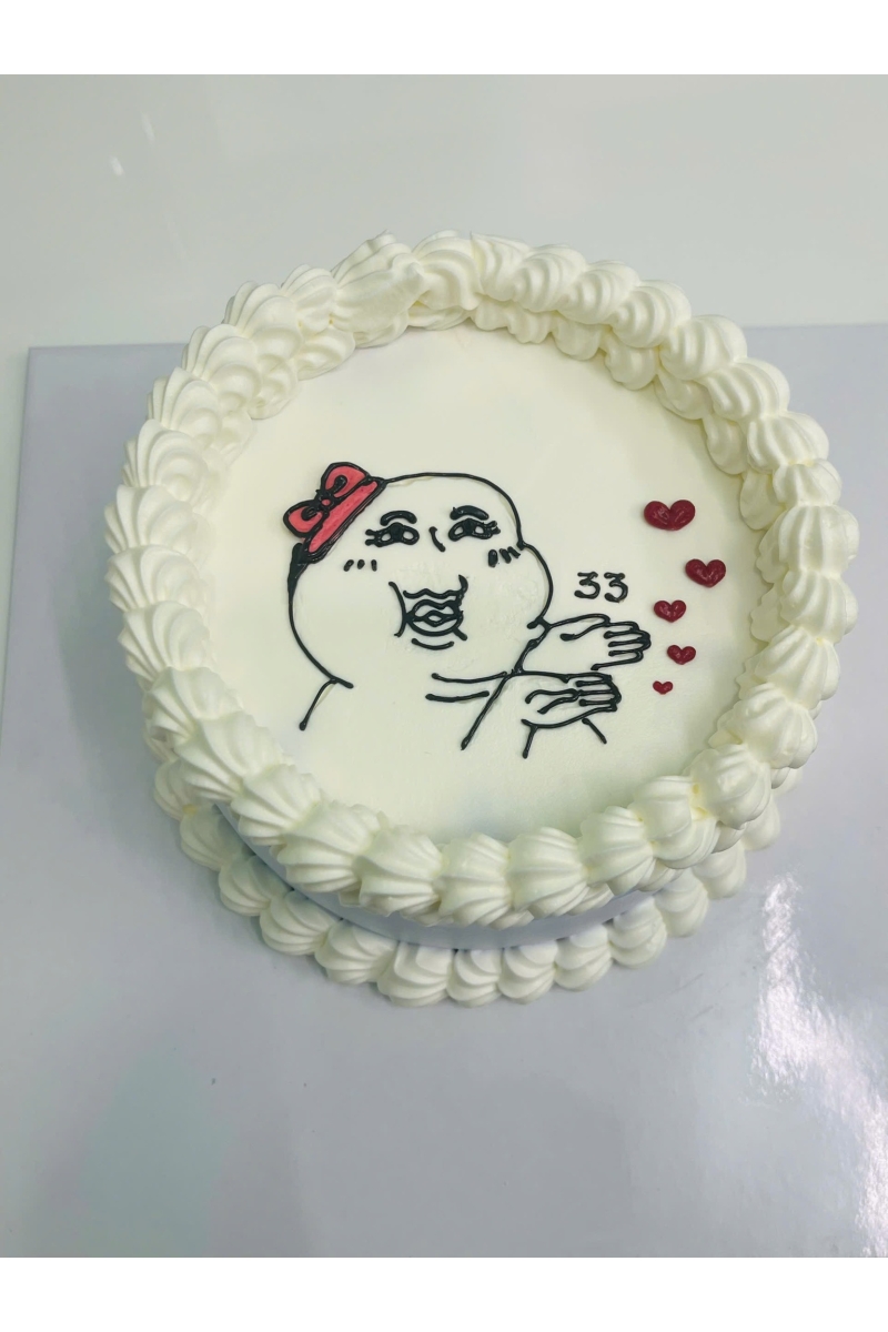 Bánh kem đốt hình vẽ