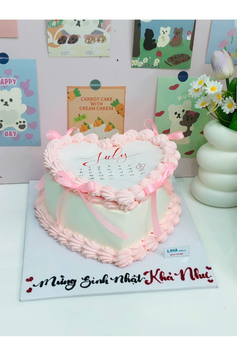 Bánh kem đốt trái tim mẫu 2