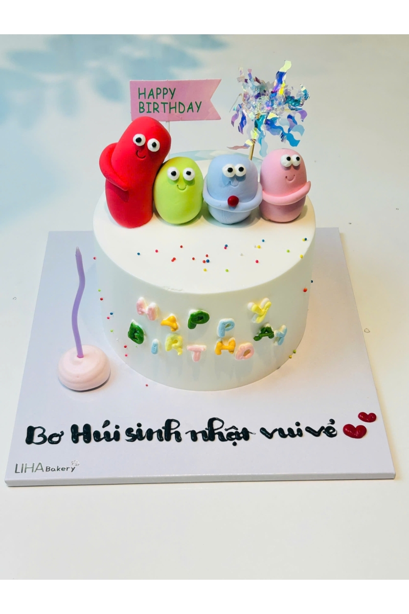 bánh kem nhân vật vô tri