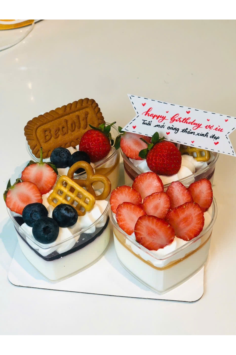Set bánh 4 panacotta trang trí