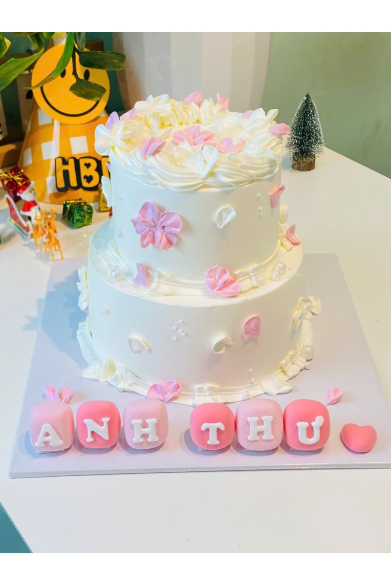 bánh tầng nữ
