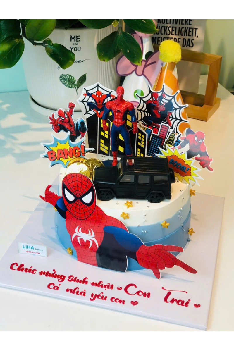 Bánh mẫu biệt đội siêu nhân