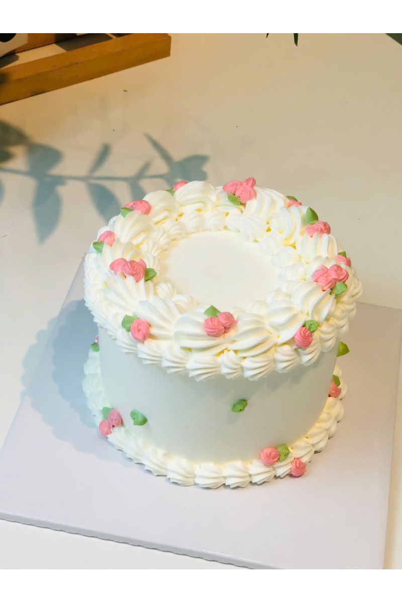 Bánh nữ mẫu tròn 12