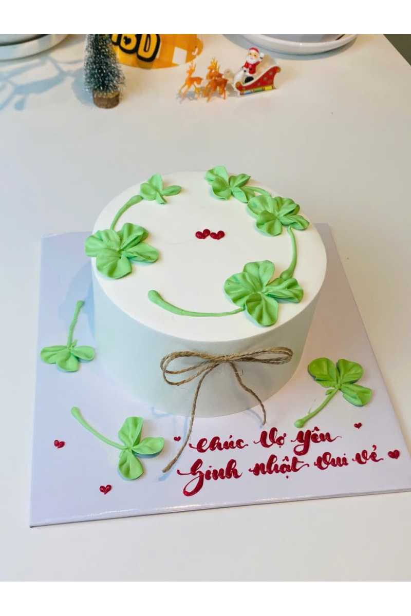 Bánh nữ mẫu tròn 5