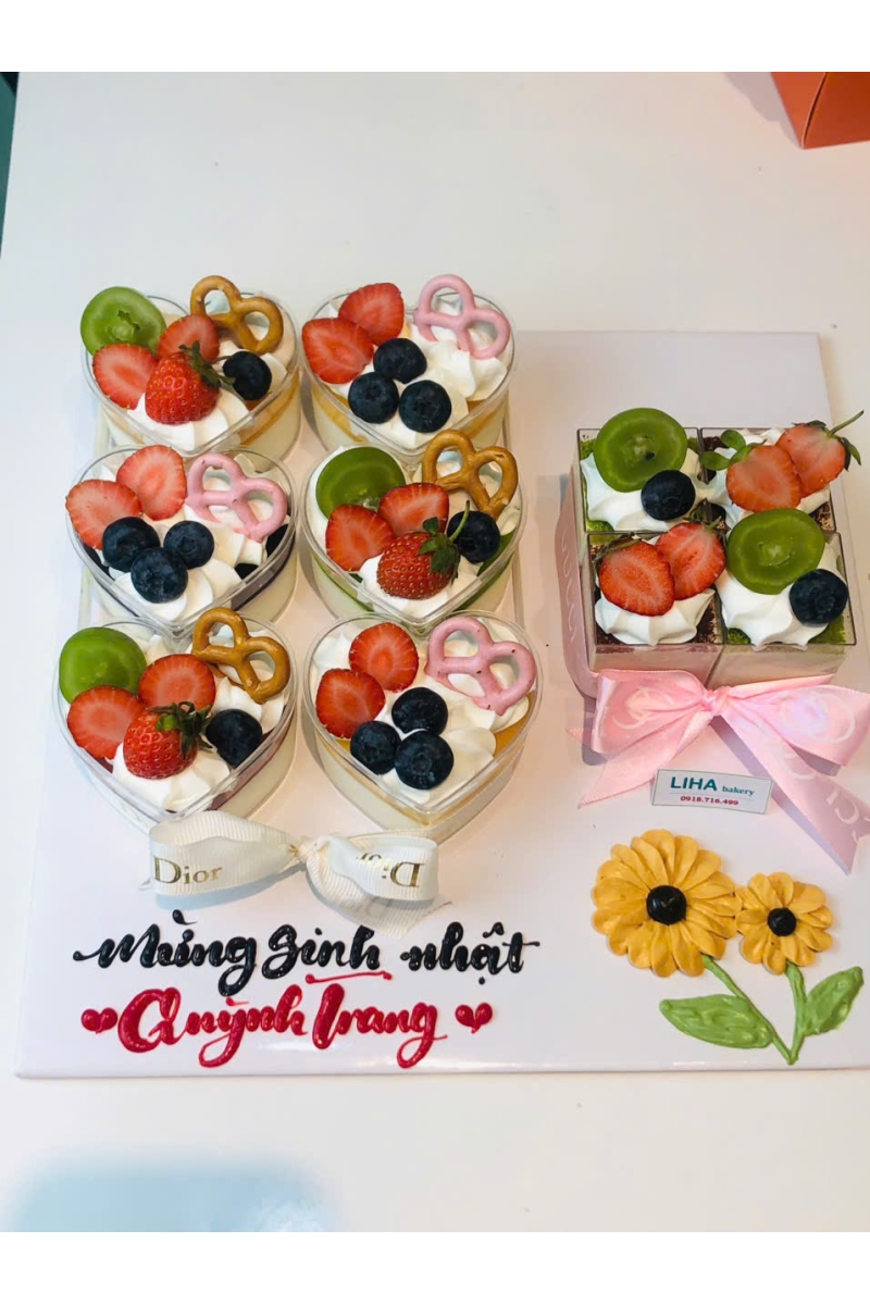 Set bánh 6 panacotta và 4 tiramisu