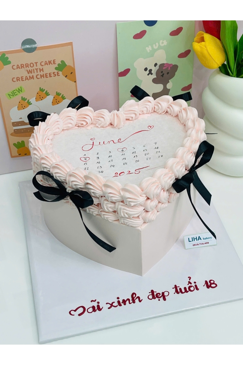 Bánh kem đốt trái tim mẫu 2