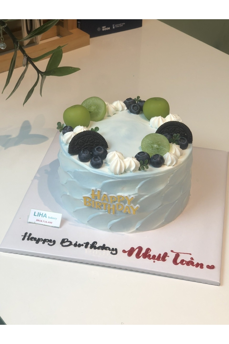 Bánh kem trang trí màu pastel đơn giản 