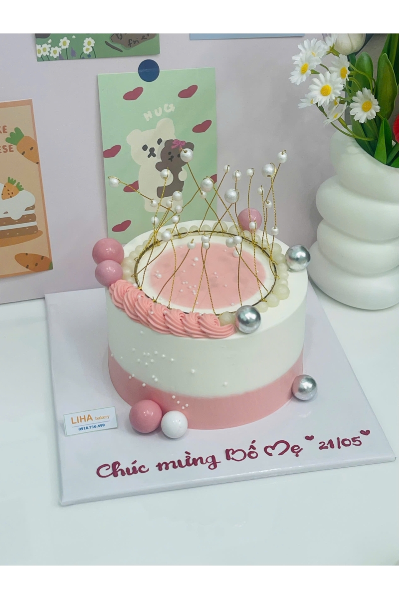 Mẫu vương miện 4