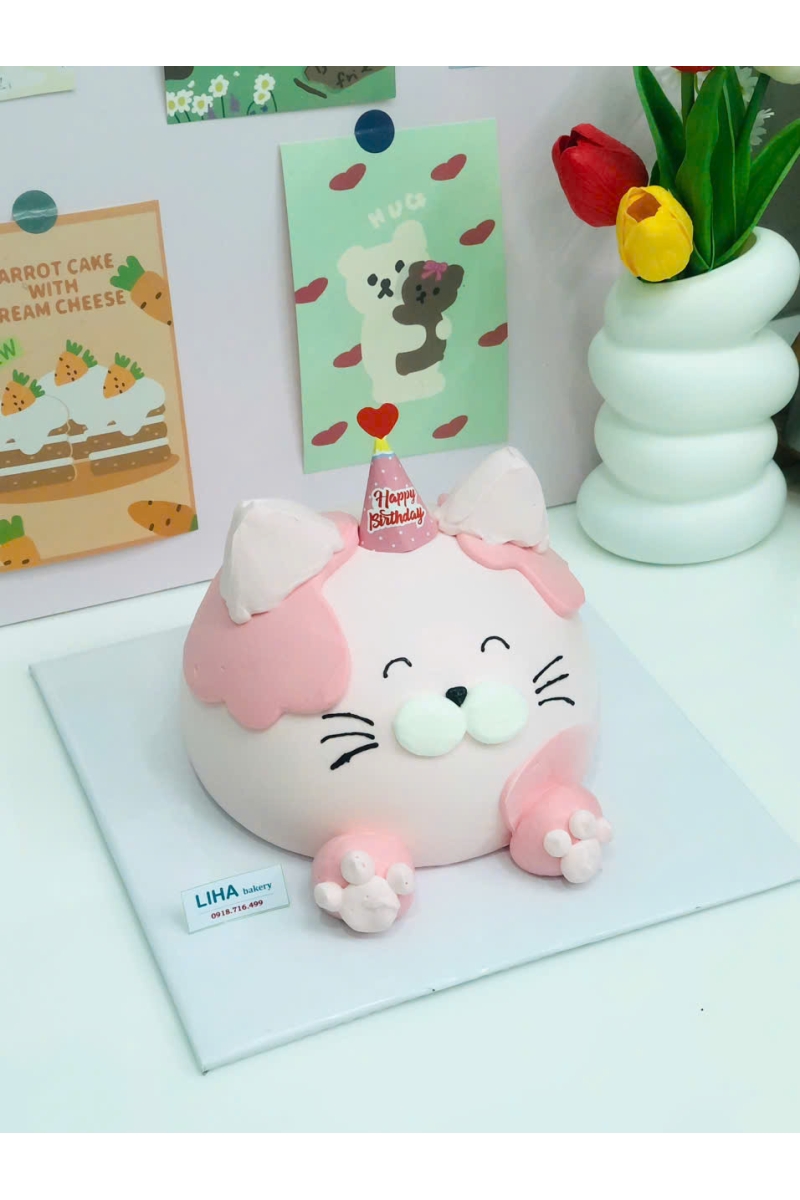 Bánh kem những nhóc mèo tinh nghịch