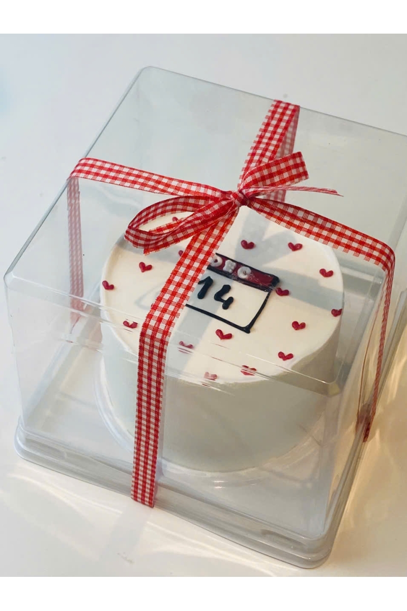 Bánh bento trang trí đơn giản trong hộp mica