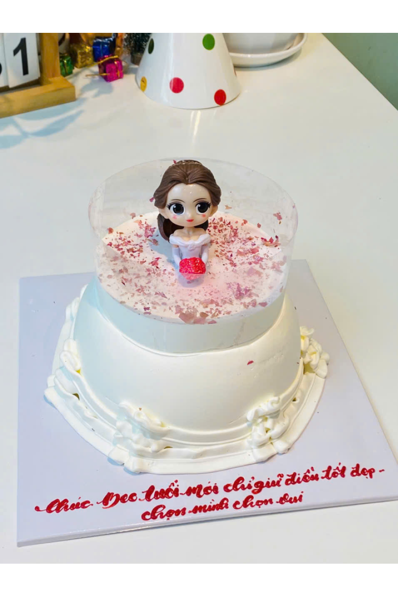 Mẫu bánh công chúa kem chảy