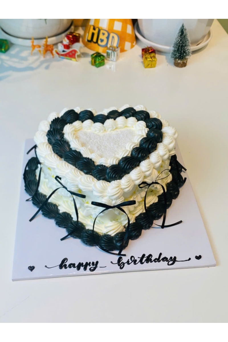 Bánh kem thổi kim tuyến mẫu tròn 3