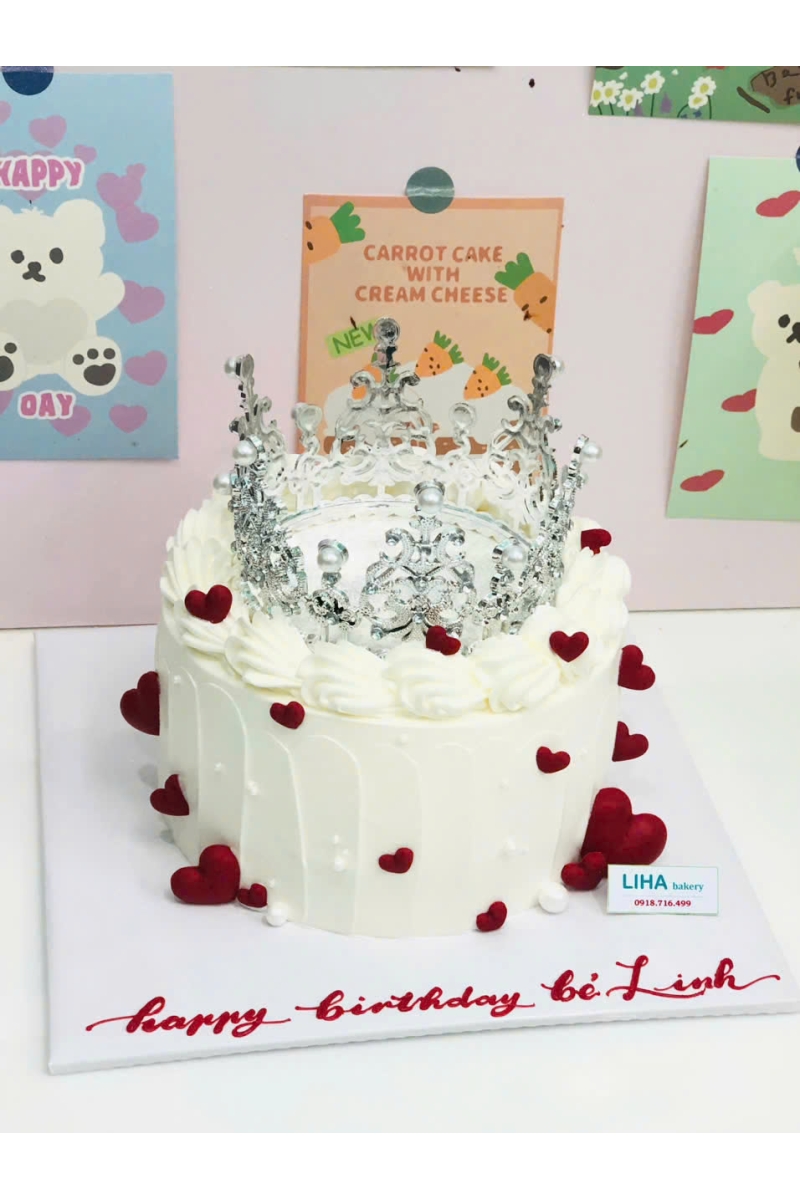 Bánh kem thổi kim tuyến mẫu  Vương Miện